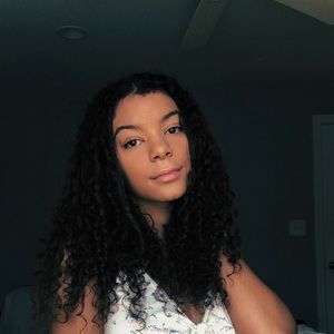 Meet your Posher, Aden